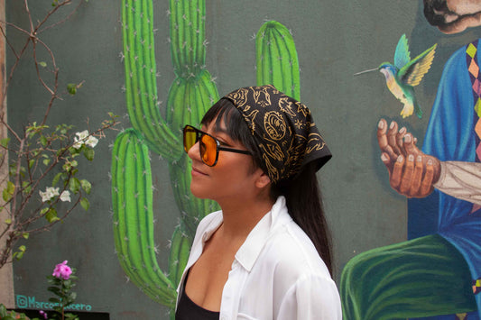 Paliacate "Máscaras" Negro / dorado